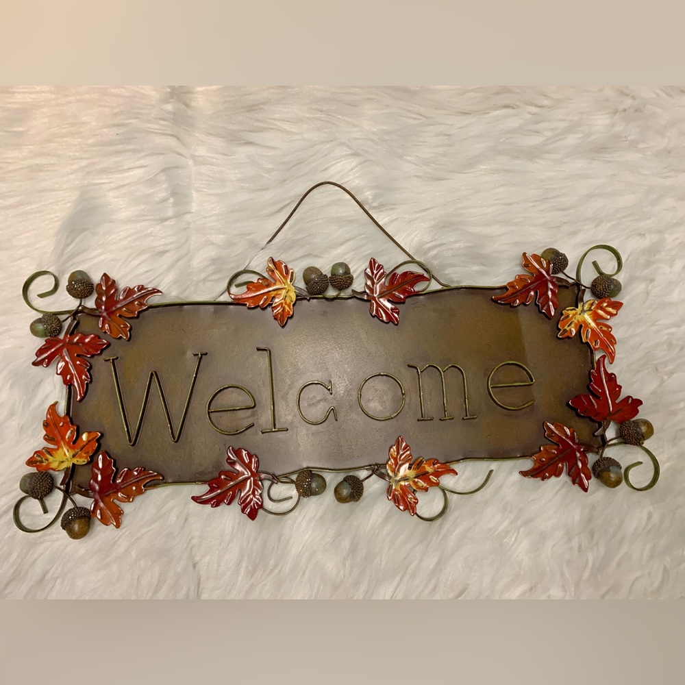 Metal Welcome Sign Fall Autumn Design Door Sign Hanging Sign Leaves Acorns EUC